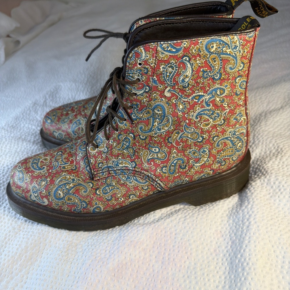 Dr Martens Jeffery Paisley Boots Red Blue Lace Up  7 UK 6 EU 39 Leather